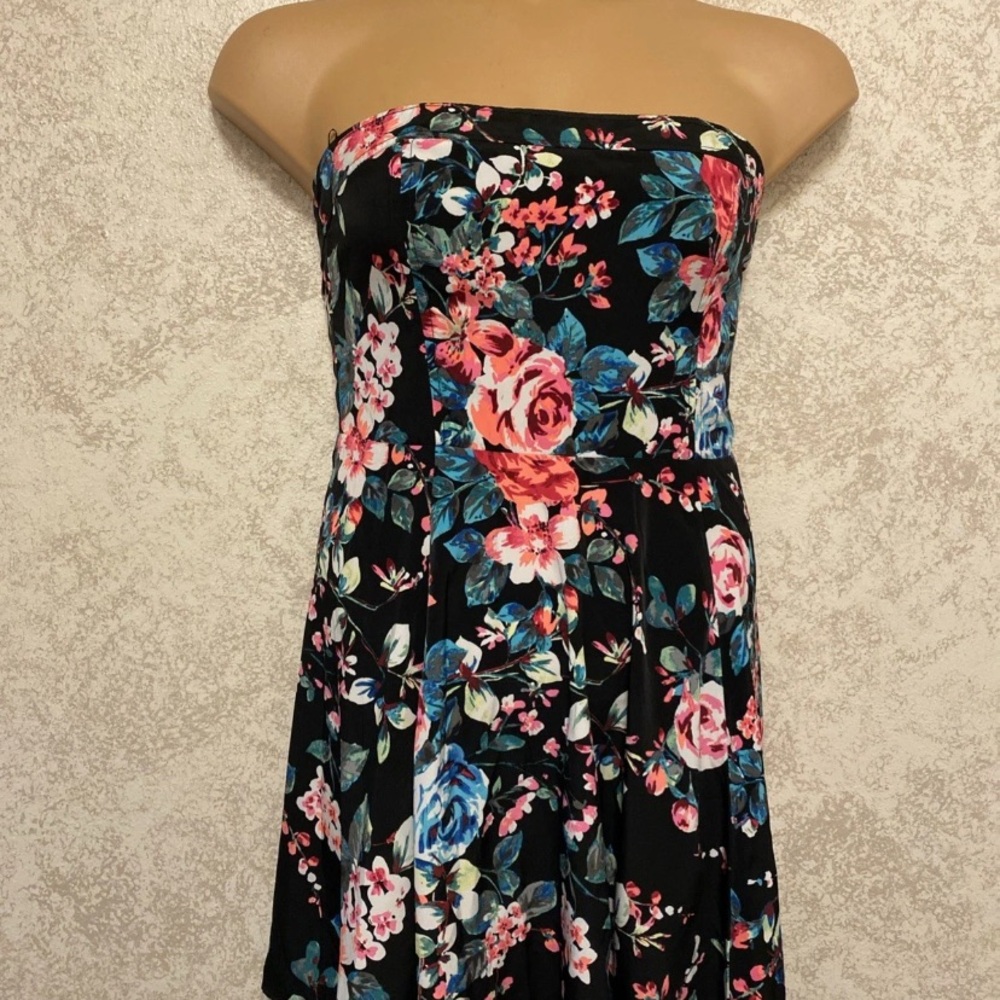 Express Strapless Dress with Floral Print